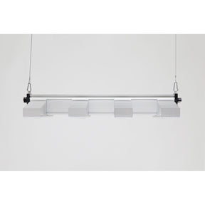 Rückansicht der SANlight Evo 4-80 265W 1.5 für 80 x 80 cm Growbox (AA1113), zeigt die symmetrisch angeordneten Kühlrippen und Aufhängung.